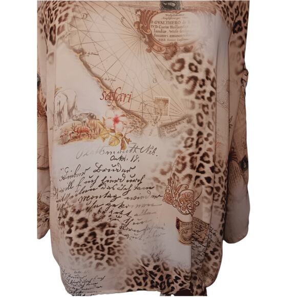 CHICO'S 1 Cute Travel Print Split Sleeves Blouse‎ Top M/8 Animals Maps Safari - Picture 3 of 16